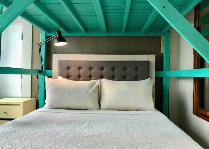 Cozy House Bgc 1br Up To 6 Guests 100mbps Wifi *