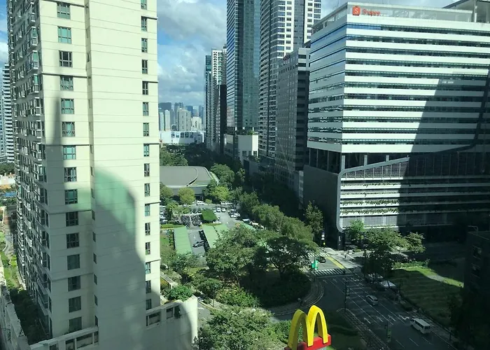 Cozy House Bgc 1br Up To 6 Guests 100mbps Wifi *