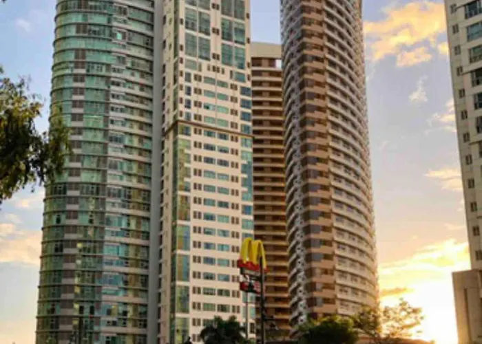Cozy House Bgc 1br Up To 6 Guests 100mbps Wifi * Manila