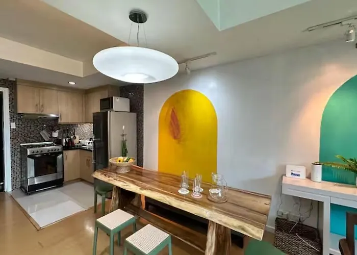 Cozy House Bgc 1br Up To 6 Guests 100mbps Wifi Manila