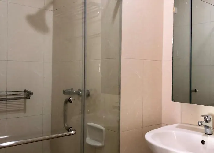 Cozy House Bgc 1br Up To 6 Guests 100mbps Wifi *
